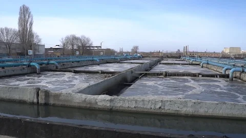 The process of recirculating sediment with a solid contact donkey in a water Stock Footage 129560697