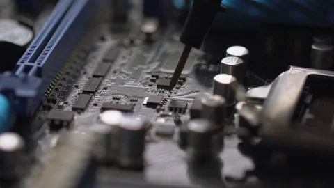 Process of repairing and soldering cpu chip microprocessor macro Vídeo Stock 69838037
