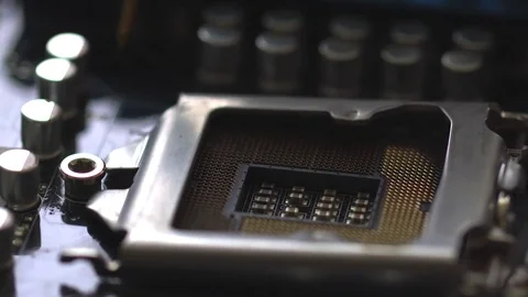 Process of repairing and soldering cpu chip microprocessor macro Vídeo Stock 69838204