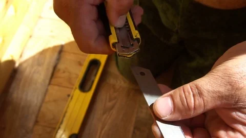 The process of replacing blades, yellow utility knife Video stock 77839463