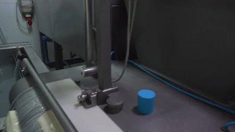 Process of taking cheese from the machine Stock Footage 129928211