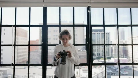 Process of taking pictures with DSLR camera Stock Footage 201135602