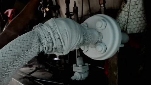 The process of transferring liquid oxygen Stock-Footage 197369591