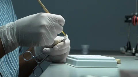 Processing and correction of the dental crown. laboratory Видео 117571004