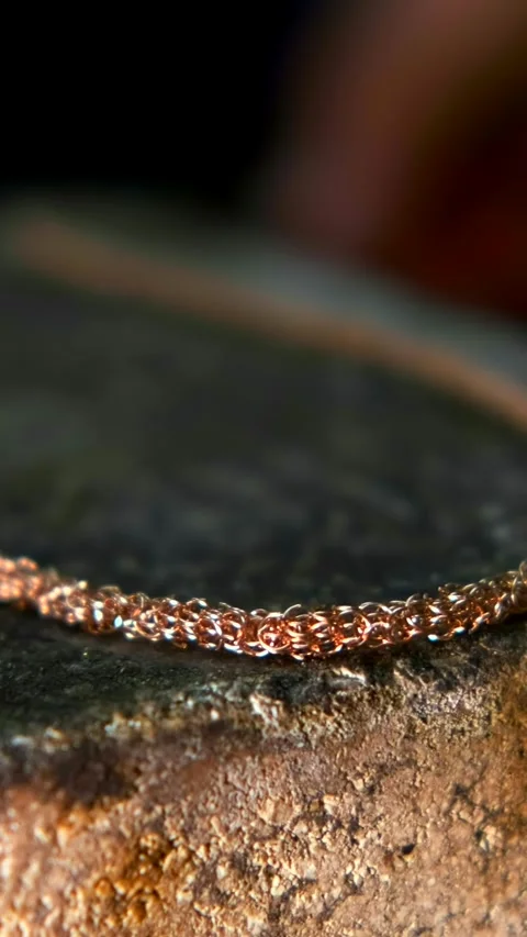 Processing of decorative gold metal chain part with jeweler tool and gas bu.. Stock-Footage 291953697