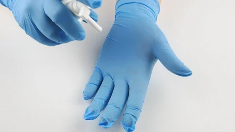 Processing medical gloves alcohol-containing substances. 스톡 동영상 128124526