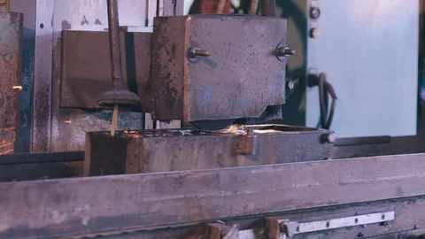 Processing a metal part, creating an integral metal part in a machine Video stock 124760277