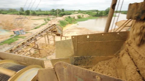 Procession of mineral Stock Footage 139951938