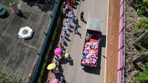 The procession of the monks walking for alms. 動画素材 290822161