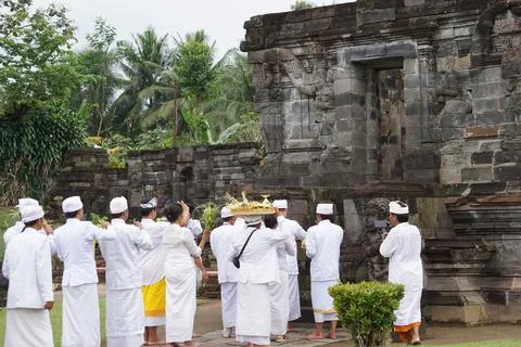 The procession of the Wedar Hayuning Penataran 스톡 사진