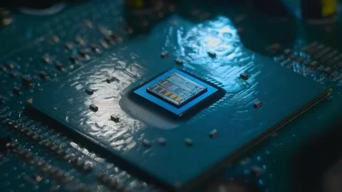 A processor on an electronic board, on which lies a complex monocrystal, Stock Footage 313149953