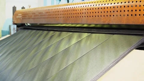 The production of the geogrid in the machine in the plant. 스톡 동영상 84240833