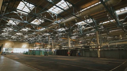 Production premise with a high ceiling and a large number of industrial Stock Footage 70507311