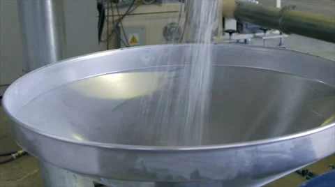 Production process of polymer and thermoplastic elastomer compounds. 库存影片 63372521