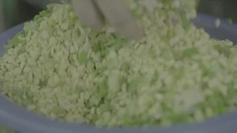 The production process of Spring rolls wrapped in Guilin bags in Guangxi. Video stock 250771748