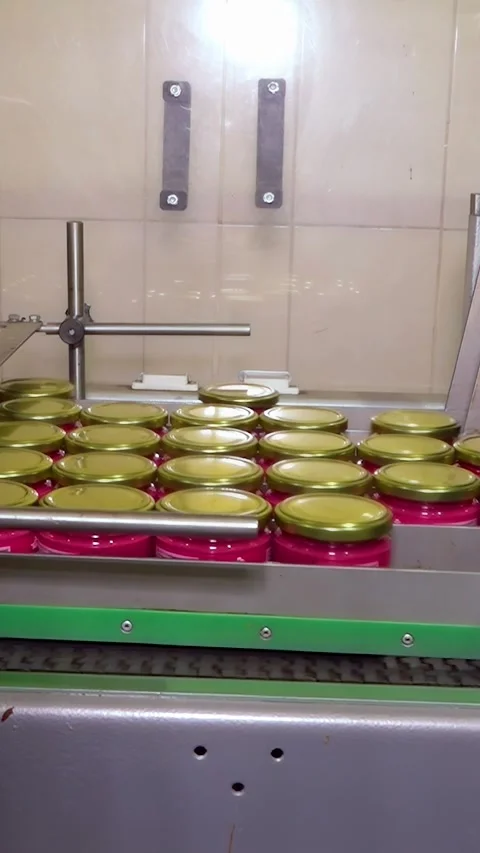 Production of table horseradish with beets. Vertical video. Video stock 288965243