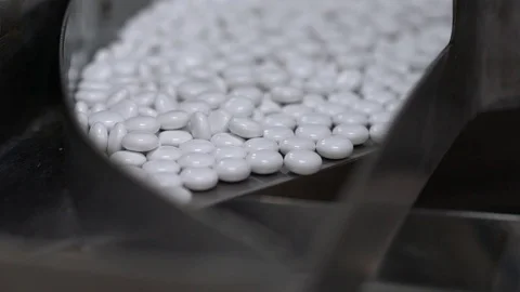 Production of tablets Stock-Footage 103306919