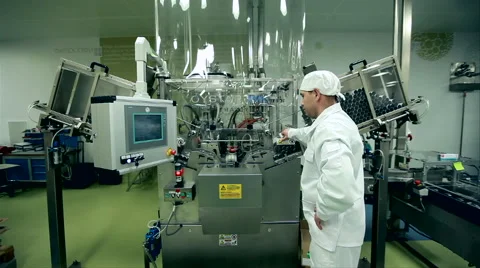 Production of toothpaste Stock-Footage 42135560