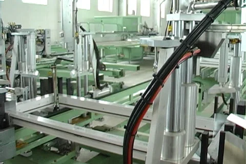 Production of windows Stock-Footage 980661