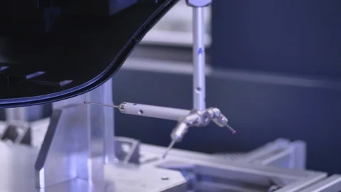 Professional 3D Measuring Machine Automatic CNC, Measurement of Part Dimensions 動画素材 124580326