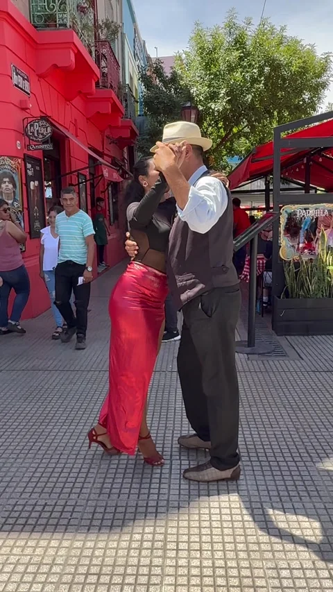 Professional Argentine Tango Performance on Caminito Street, Buenos Aires Stock Footage 339432160