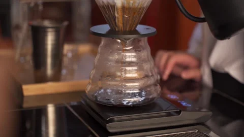 Professional Barista Preparing Hand-Poured Drip Coffee with Gooseneck Kettle Stockbeeldmateriaal 330977641