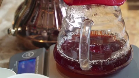 Professional barista, working at the bar. Making morning coffee with filter Video stock 82099373