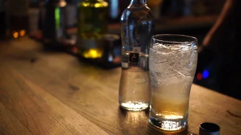 Professional bartender preparing a cocktail Stock Footage 104523126