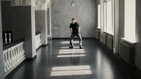 Professional dancer performing contemporary dance Stock Footage 113799328