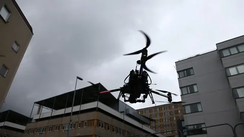 Professional drone pilot 库存影片 195014153