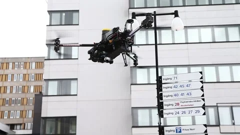 Professional drone pilot Видео 195014156