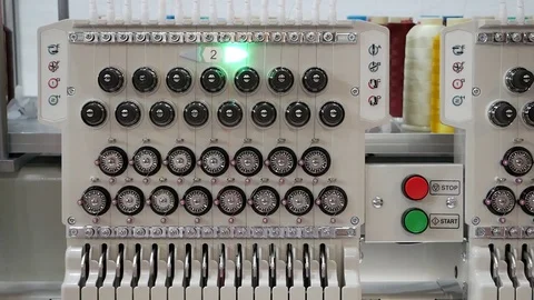 Professional embroidery machine. Needle with thread. Stockbeeldmateriaal 90395348