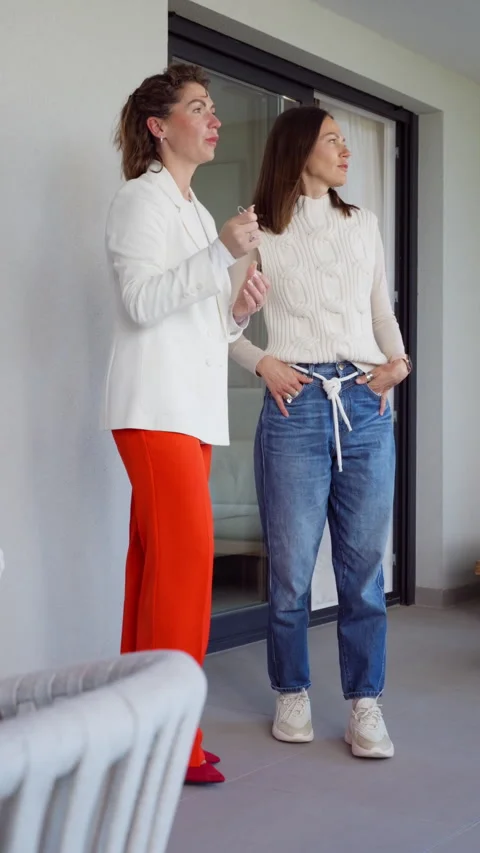 Professional female architect and engineer discussing a new project while s.. Stock Footage 332431117