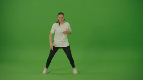 Professional Female Dancer Performing a Dance on a Green Screen. Green Screen. Video stock 224150815