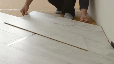Professional installs laminate. Stock Footage 195953984