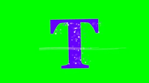 Professional Letter Professional with Reflected Green Screen Element 動画素材 336892937
