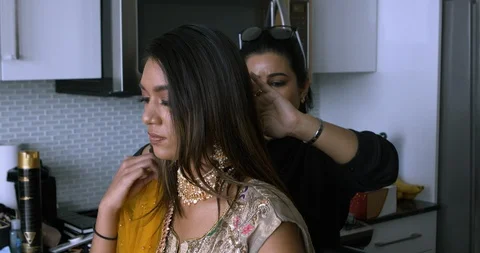 Professional make-up artist at work Stock Footage 125963364