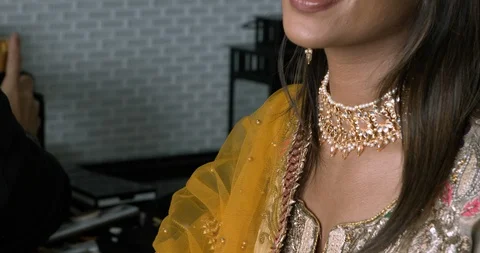 Professional make-up artist at work Stock Footage 125963423