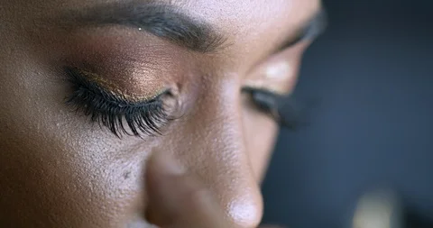 Professional make-up artist at work Stock Footage 125963973