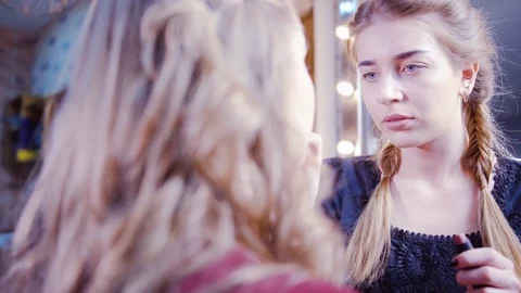 Professional makeup process 스톡 동영상 75547900