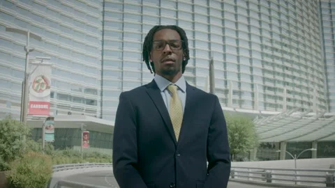 Professional man hero shot Stock Footage 293984458