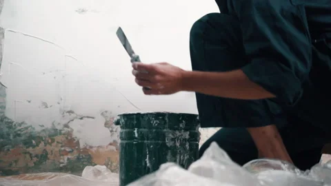 Professional repairman plastering wall, using spatula Video stock 212777064