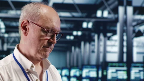 Professional running code in data center Stock Footage 248648343