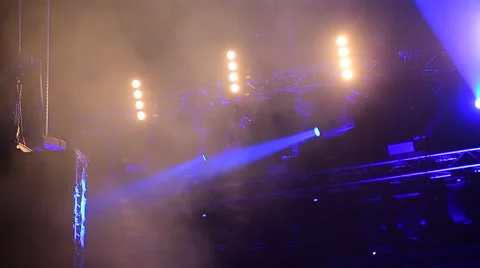 Professional sound speaker systems and stage lights Stockbeeldmateriaal 63306423