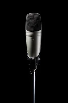 Professional studio condenser microphone, isolated on black Stock-Fotos