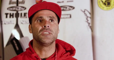 Professional surfer David Albaz talking about his dreams and passions Video stock 156601630