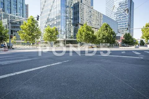 Professional use auto advertising backplate Stock Photos