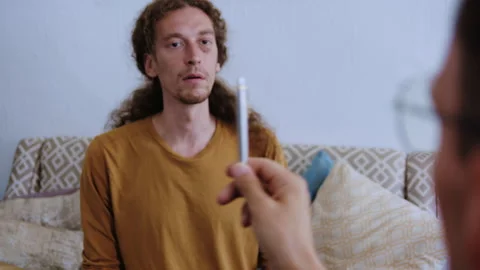 Professional Using Pen During Hypnosis Treatment Session Stockbeeldmateriaal 339610870
