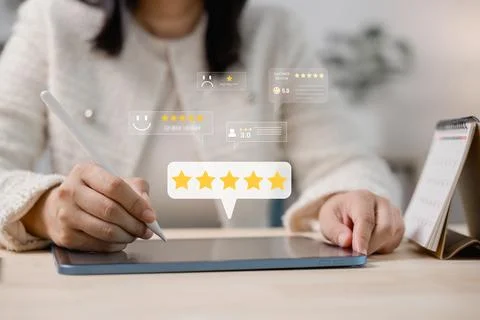 Professional using tablet, technology, digital screen to write feedback wit.. 스톡 사진