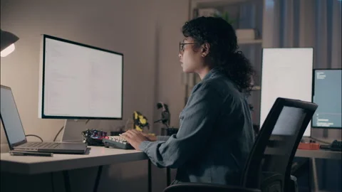 Professional woman programmer coding artificial intelligence. Stock Footage 319000877